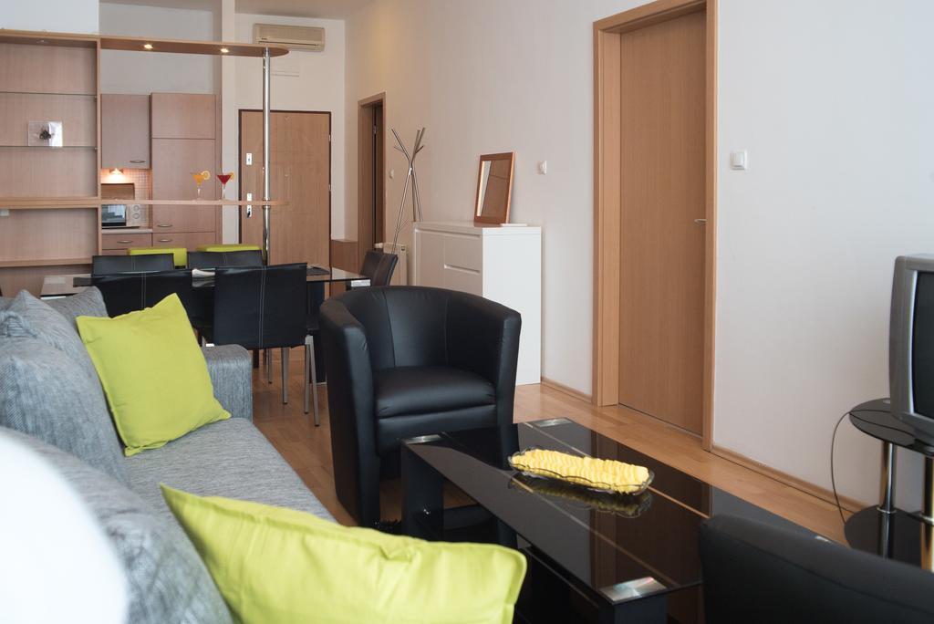 בודפשט Apartment With Big Terrace מראה חיצוני תמונה