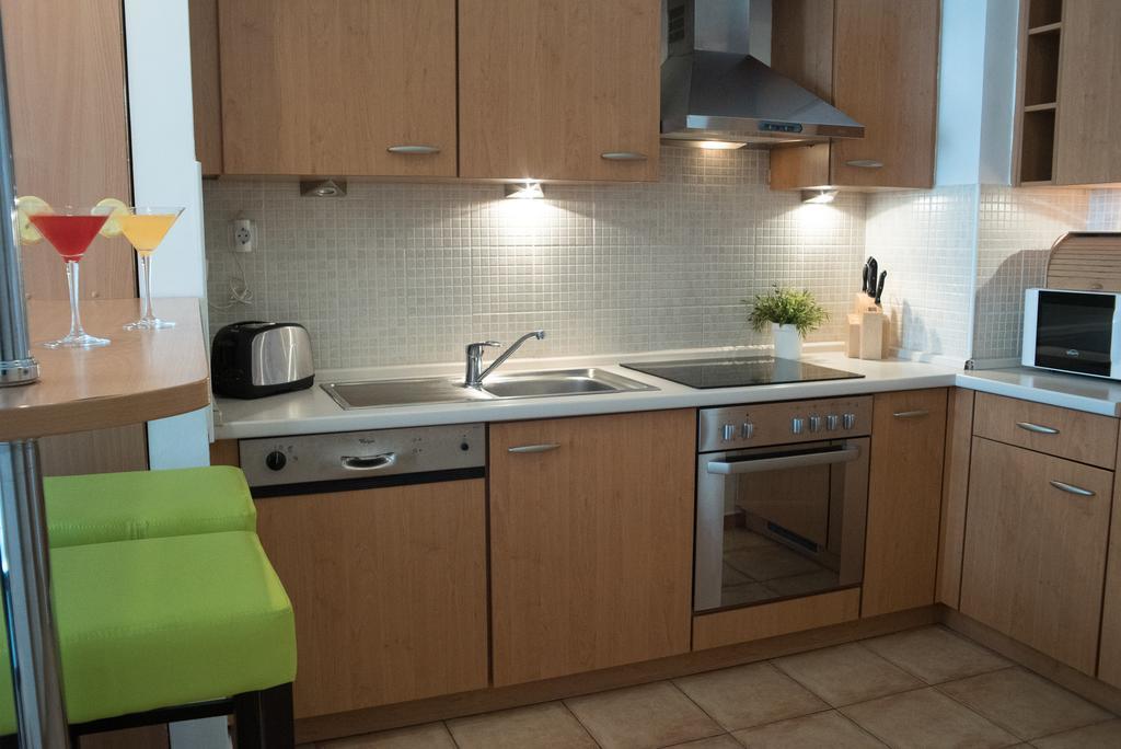 בודפשט Apartment With Big Terrace מראה חיצוני תמונה