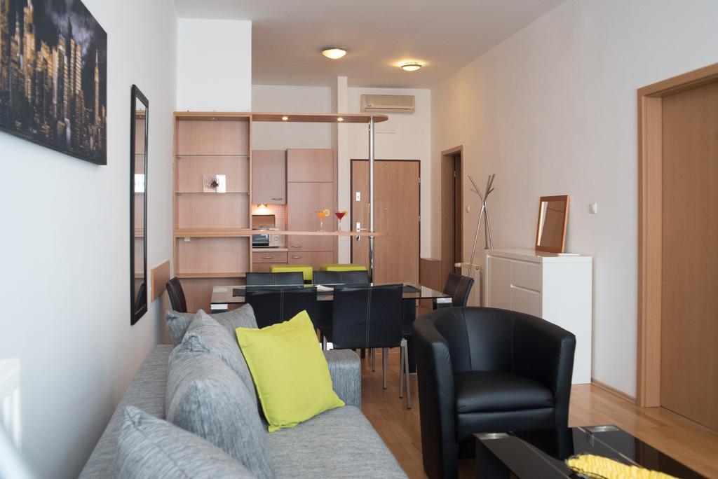 בודפשט Apartment With Big Terrace מראה חיצוני תמונה