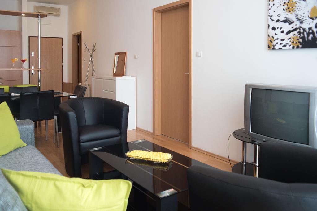 בודפשט Apartment With Big Terrace מראה חיצוני תמונה