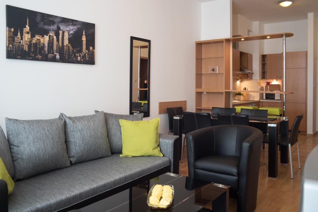 בודפשט Apartment With Big Terrace מראה חיצוני תמונה