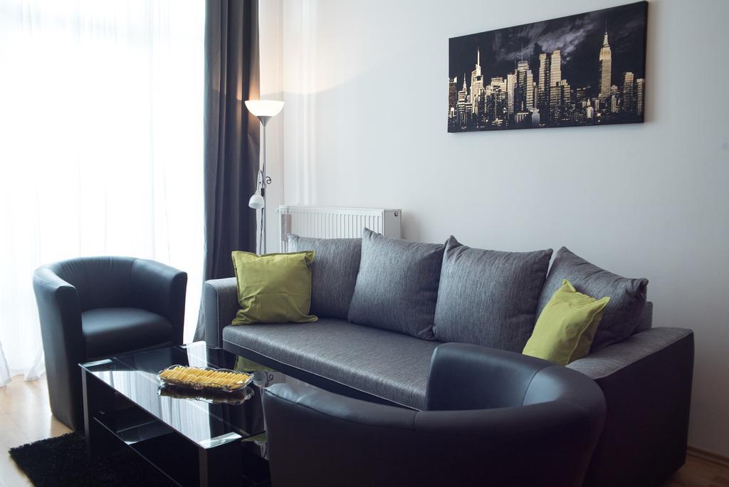 בודפשט Apartment With Big Terrace מראה חיצוני תמונה
