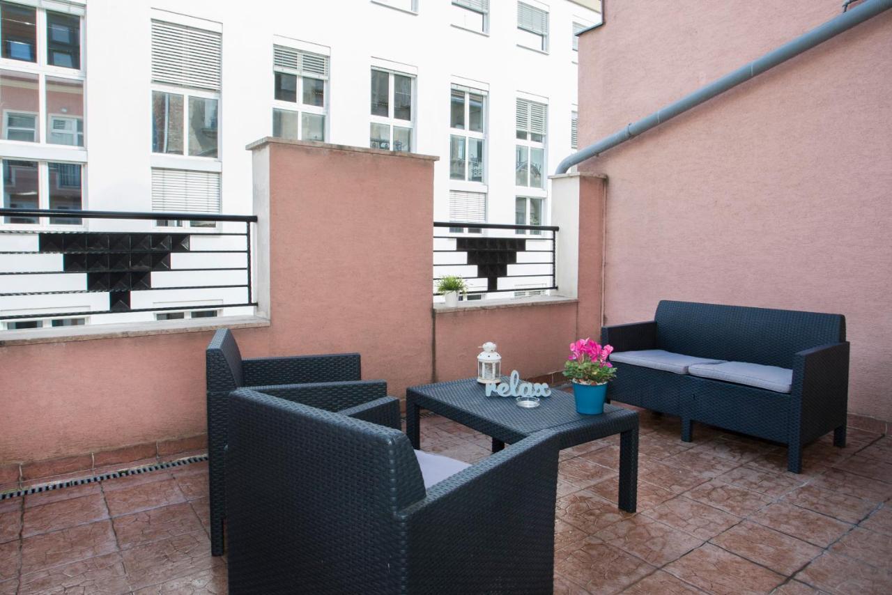 בודפשט Apartment With Big Terrace מראה חיצוני תמונה