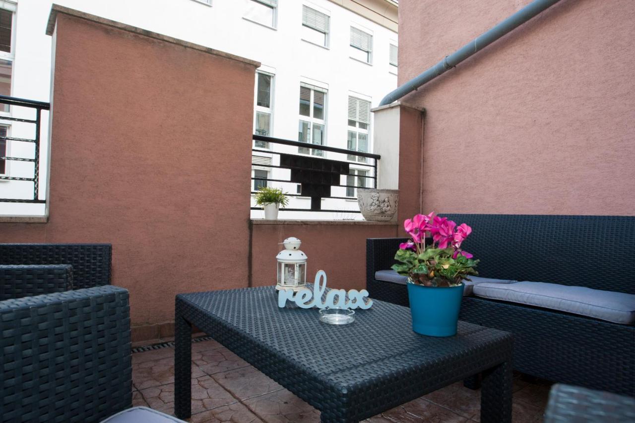 בודפשט Apartment With Big Terrace מראה חיצוני תמונה